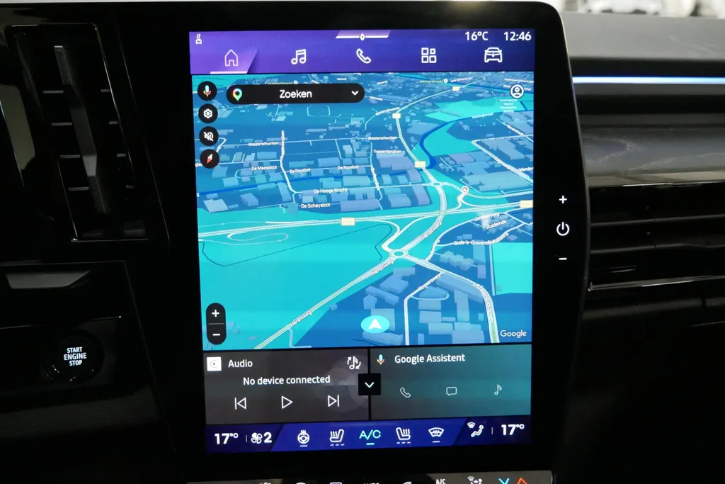 Renault Espace E-Tech full hybrid 200 iconic 7p. Pack Light & Sound | Pack Vision| Trekhaak| Rijdende demonstratie auto | Vraag naar de actuele kilometerstand