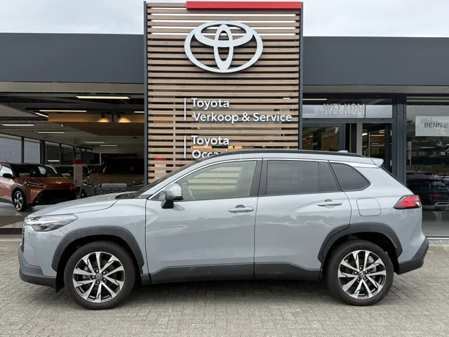 Toyota Corolla Cross Hybrid 140 Style | Panoramadak | Leer | PDC V+A