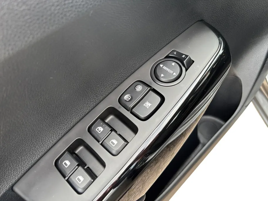 Kia Picanto 1.0 DPi DynamicLine | Apple Carplay / Android Auto | Airco | Camera Achter | Lichtsensor | Cruise Control | 14'Lichtmetalen Velgen |
