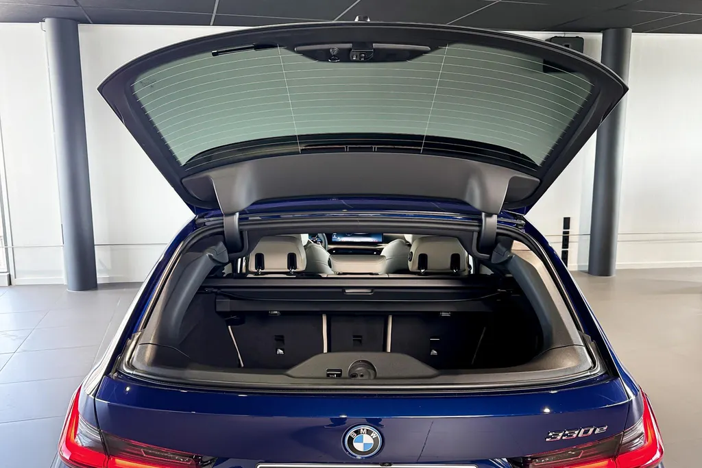 BMW 3 Serie Touring 330e M Sport Edition