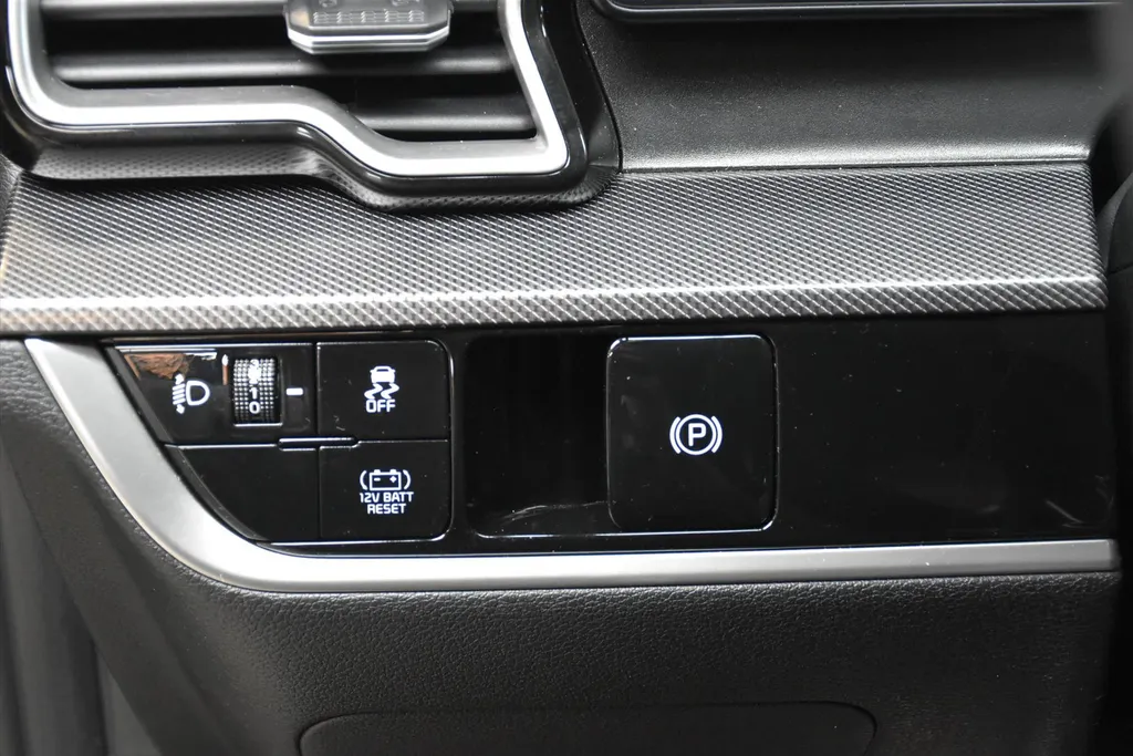 Kia Sportage 1.6 T-GDi 230pk Hybrid AT6 DynamicLine Trekhaak!