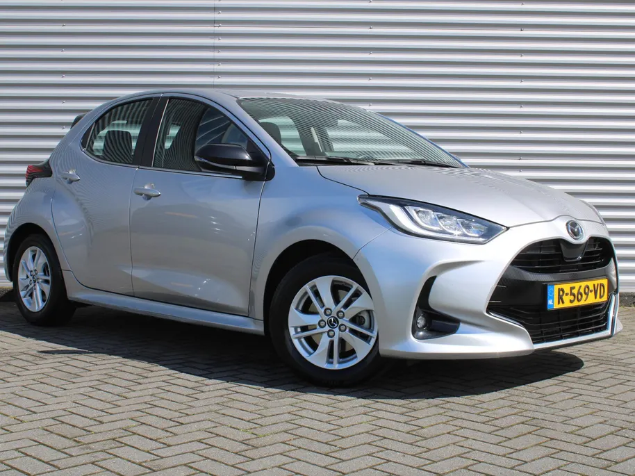 Mazda 2 Hybrid 1.5 Agile | Comfort pakket | 15' LM | Stoelverwarming | Apple Carplay/Android Auto |