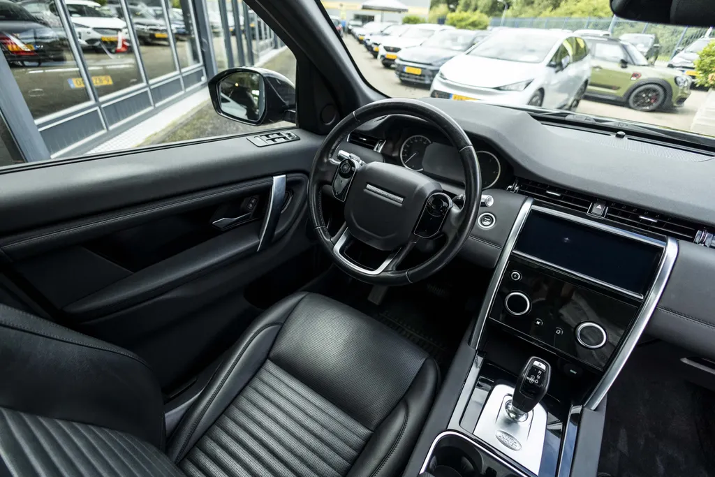 Land Rover Discovery Sport 2.0 TD4 Urban Series SE EX.BTW | Achterbank + ramen aanwezig |