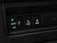 Volkswagen Touareg 3.0 TSi 462pk DSG eHybrid 4MOTION R · SOH 96.9% · Panoramadak · 360 Camera · Luchtvering · Wegklapbare Trekhaak · Stoelventilatie · Elek. Voorstoelen · 21'' Inch ·