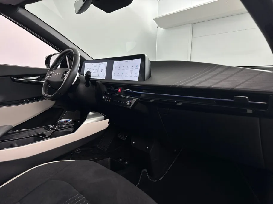 Kia EV6 GT-Line AWD 77.4 kWh 325 PK | 100% SoH | Panoramadak | Trekhaak