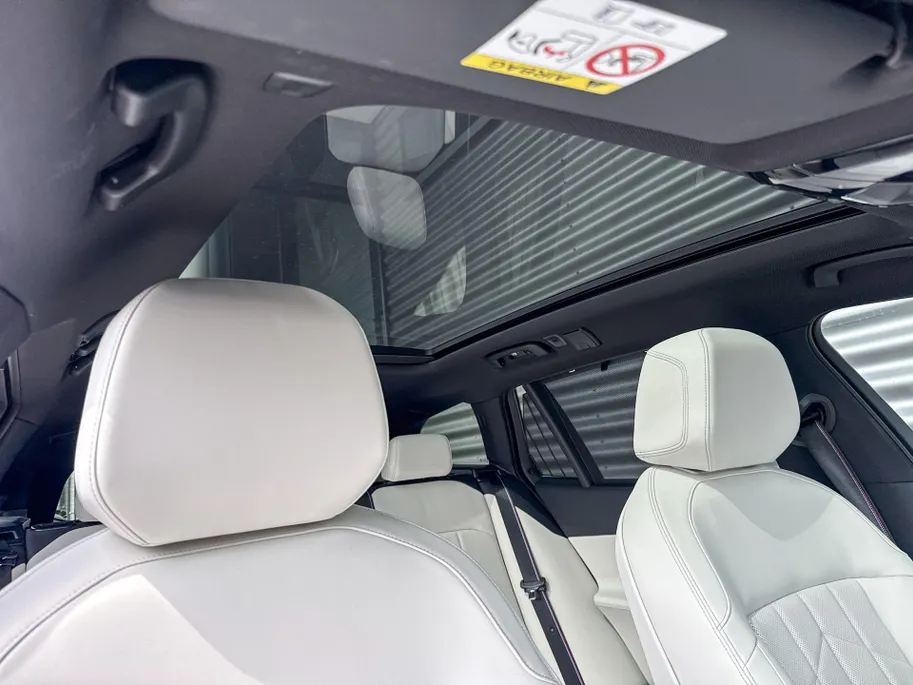BMW 5 Serie Touring 550e xDrive