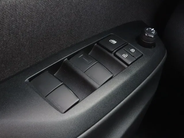 Toyota Yaris 1.5 Hybrid Dynamic Limited | Stoelverwarming | Parkeersensoren