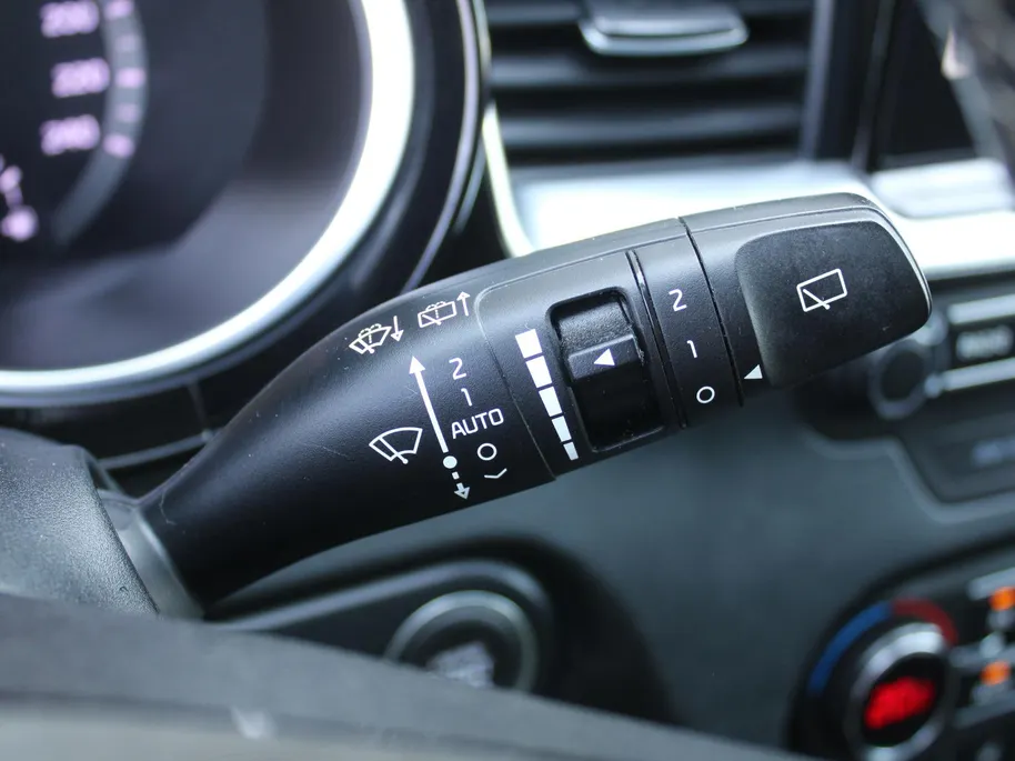 Kia ProCeed 1.4 T-GDI GT-Line | Trekhaak | Stuur-/stoelverwarming | Schuifdak | Camera | Cruise | Navi | 17" LM | Clima | LED |
