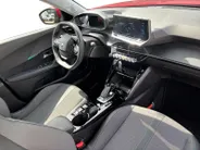 Peugeot e-2008 EV Allure Pack 50 kWh | Stoelverwarming | Cruise | Camera