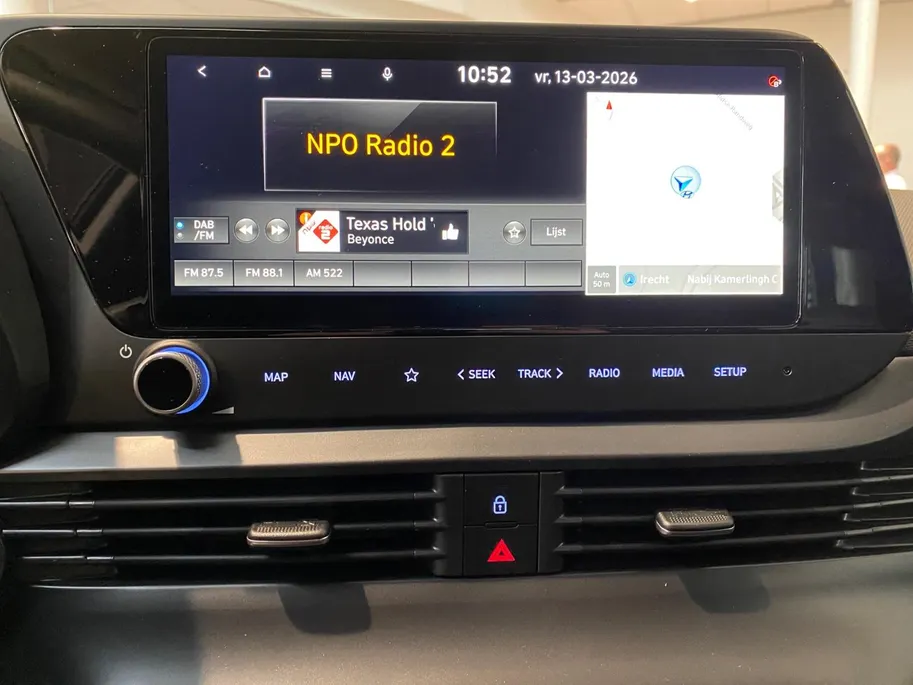 Hyundai i20 1.0 T-GDI PREMIUM | HANDGESCHAKELD | RIJKLAAR ACTIE 28.450,- | DIRECT LEVERBAAR |