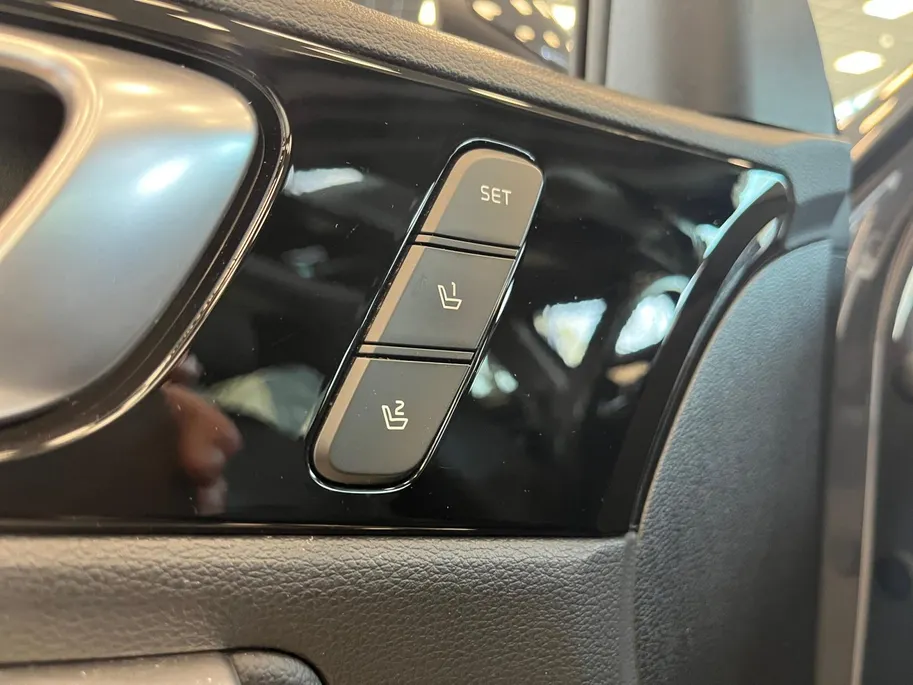 Kia Ceed Sportswagon 1.6 GDI PHEV ExecutiveLine Stoelverwarming | Stoelverkoeling | Panoramadak | Carplay | Adaptieve Cruise Control | Leder