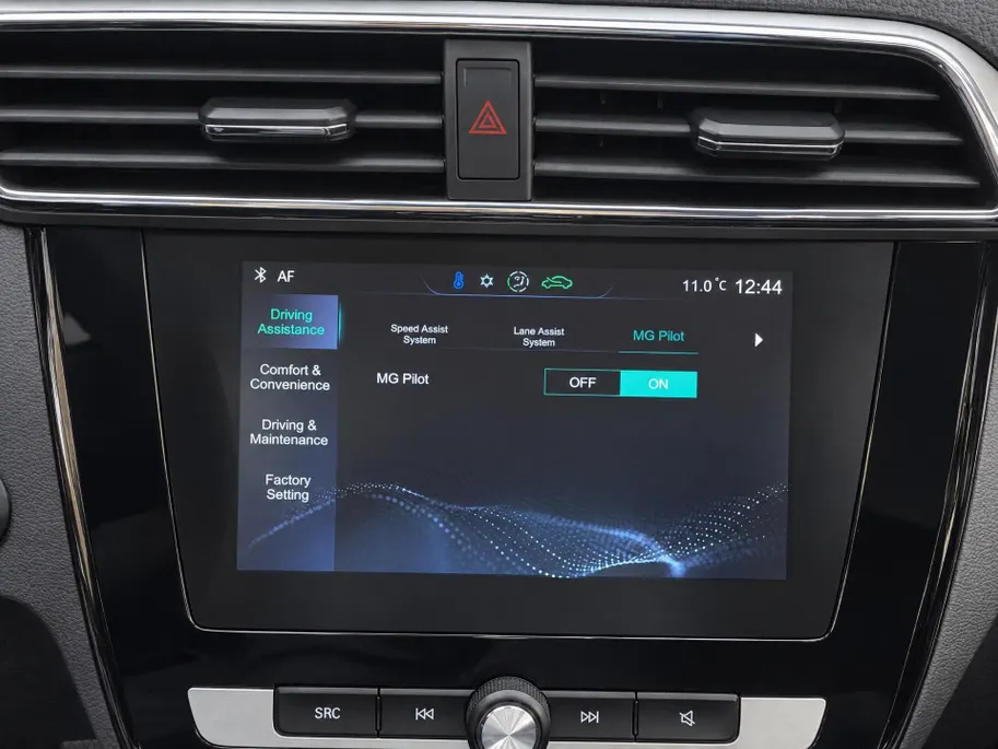 MG ZS EV MG Luxury 45 kWh SOH 91% | Navigatie | Schuifkanteldak | ACC | Leder interieur | Stoelverwarming |