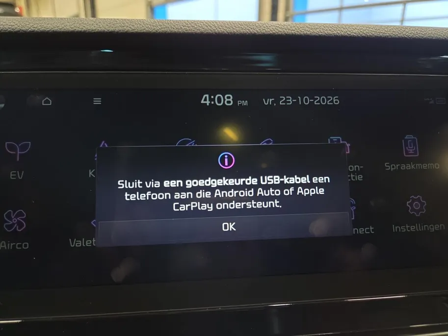 Kia e-Niro DynamicPlusLine 64 kWh | 1e Eigenaar | Accu 100% | Dealer onderhouden | Cruise Control Adaptief | Schuif/Kantel dak | Stoelverwarming | Apple Carplay/Android Auto | Camera | Fabrieksgarantie | NAP