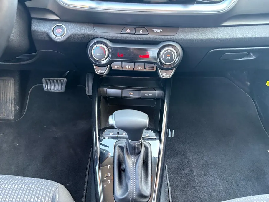 Kia Stonic 1.0 T-GDi MHEV DynamicPlusLine | Automaat | Cruise Control | Climate Control | Stoelverwarming | Stuurverwarming | Camera | Privacy Glass |