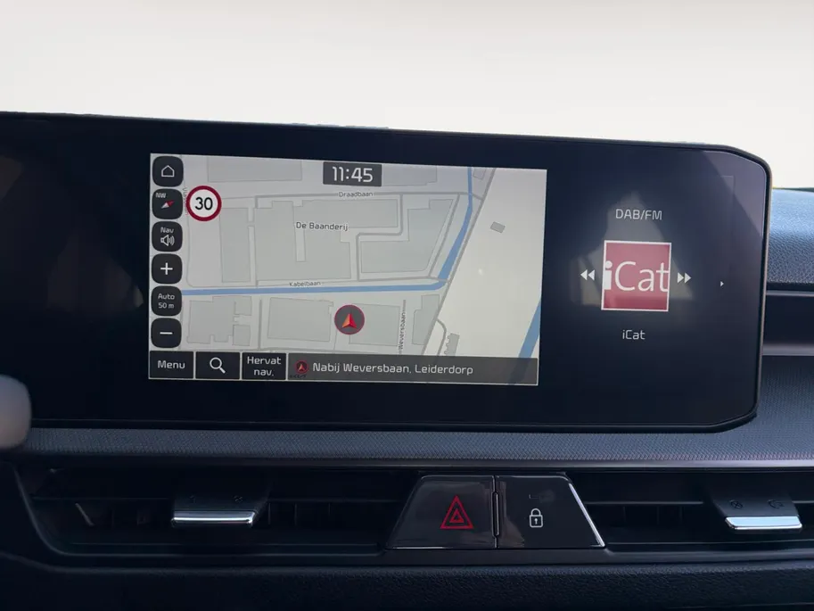 Kia Stonic 1.0 T-GDi MHEV DynamicLine | Navigatie | Camera | Climate control | Adaptieve Cruise control | Apple Carplay / Android Auto | Parkeersensoren achter | Lichtmetalen Velgen |