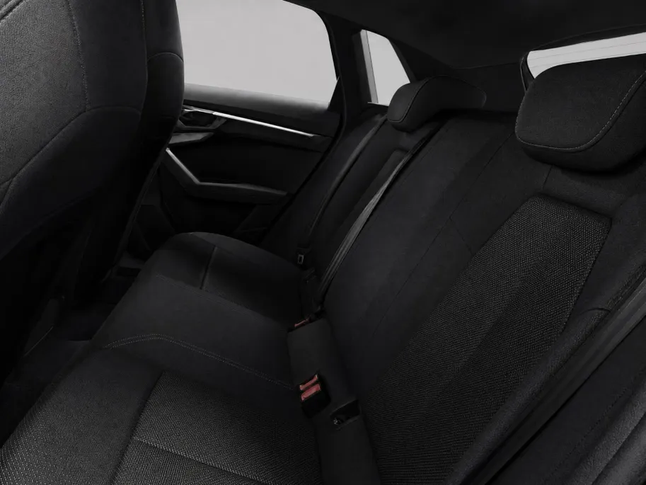 Audi A3 Sportback 40 TFSIe 204pk S edition · Camera · Panoramadak · Apple/Android Car Play · Park Assist · 17'' Inch · Garantie t/m 01-01-2030 of 100.000km