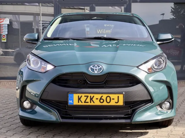 Toyota Yaris 1.5 Hybrid 115 Active Carplay | Adaptive Cruise | LM-velgen