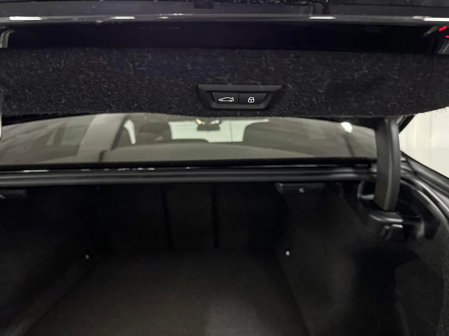 BMW i5 Sedan eDrive40