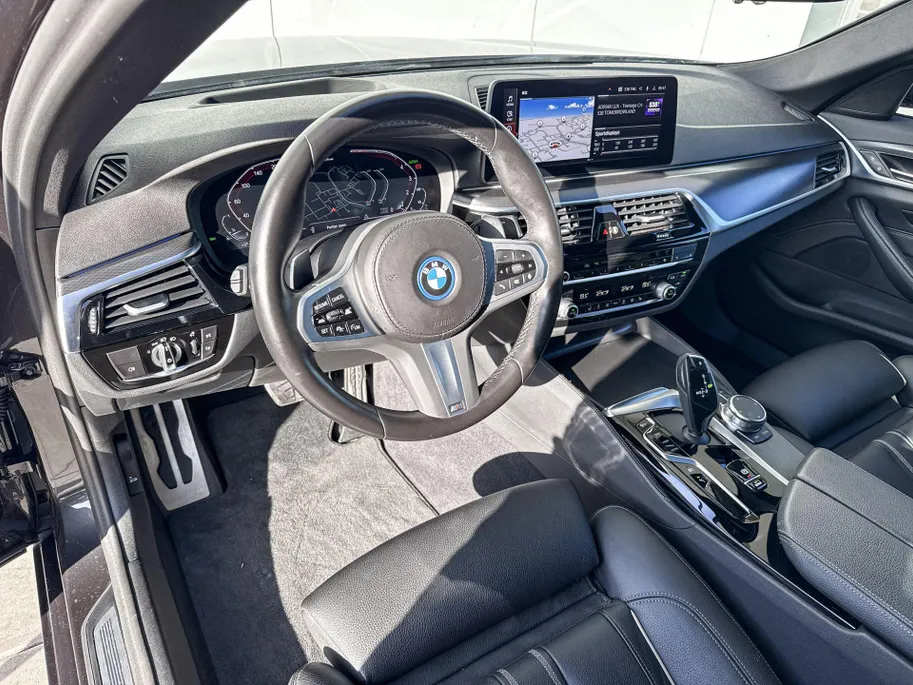 BMW 5 Serie Sedan 530e High Executive M-Sport