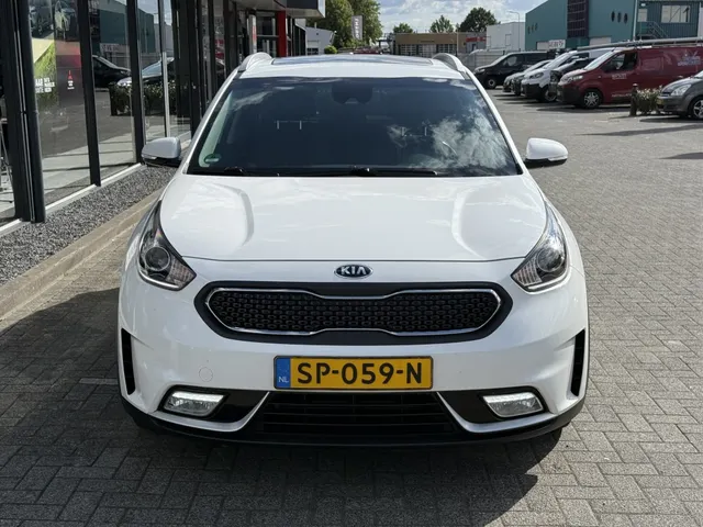 Kia Niro 1.6 GDi H. Execut.Line | Open dak | Trekhaak