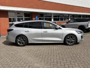 Ford Focus Wagon 1.0 EcoBoost Hybrid ST Line Winterpakket!