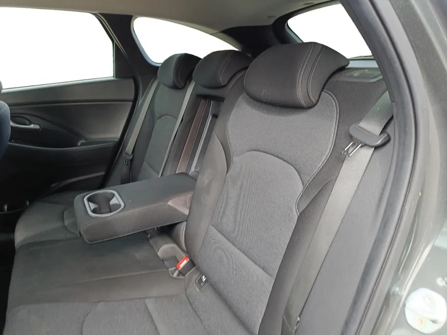 Hyundai i30 Wagon 1.0 T-GDi MHEV Comfort | Apple Carplay | Android auto | Achteruitrijcamera | Keyless entry |