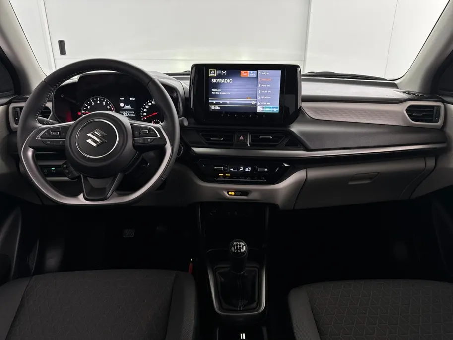 Suzuki Swift 1.2 Style Smart Hybrid | Black & White edition