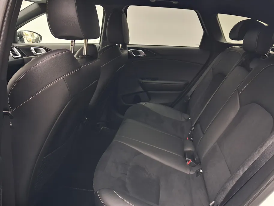 Kia Ceed Sportswagon Sw 1.5 T-GDi 140pk DCT7 GT-PlusLine