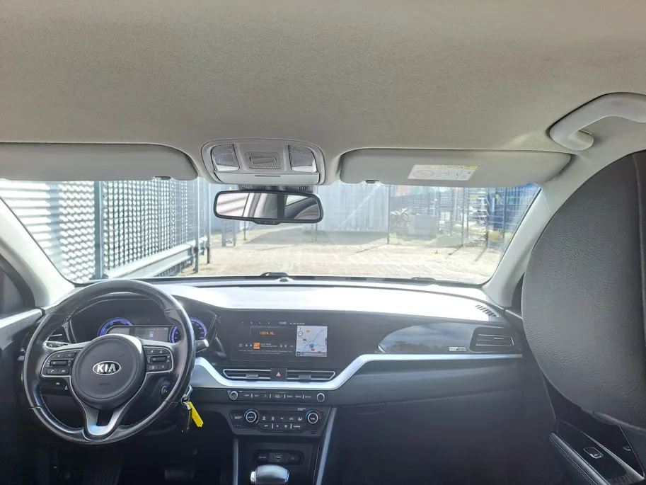 Kia Niro 1.6 GDi Hybrid DynamicLine AUTOMAAT | GROOT scherm | Navigatie | Camera | Adaptieve Cruise | Climate | Apple Carplay/Android Auto