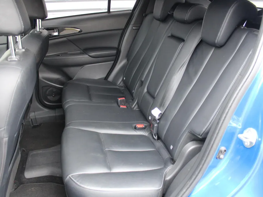 Mitsubishi Eclipse Cross 2.4 PHEV Instyle | BTW Auto | Stuur-/stoelverwarming | Leder | HUD | LED | Schuifdak | Dodehoek detectie | Clima | Cruise adapt. | 18' LM |