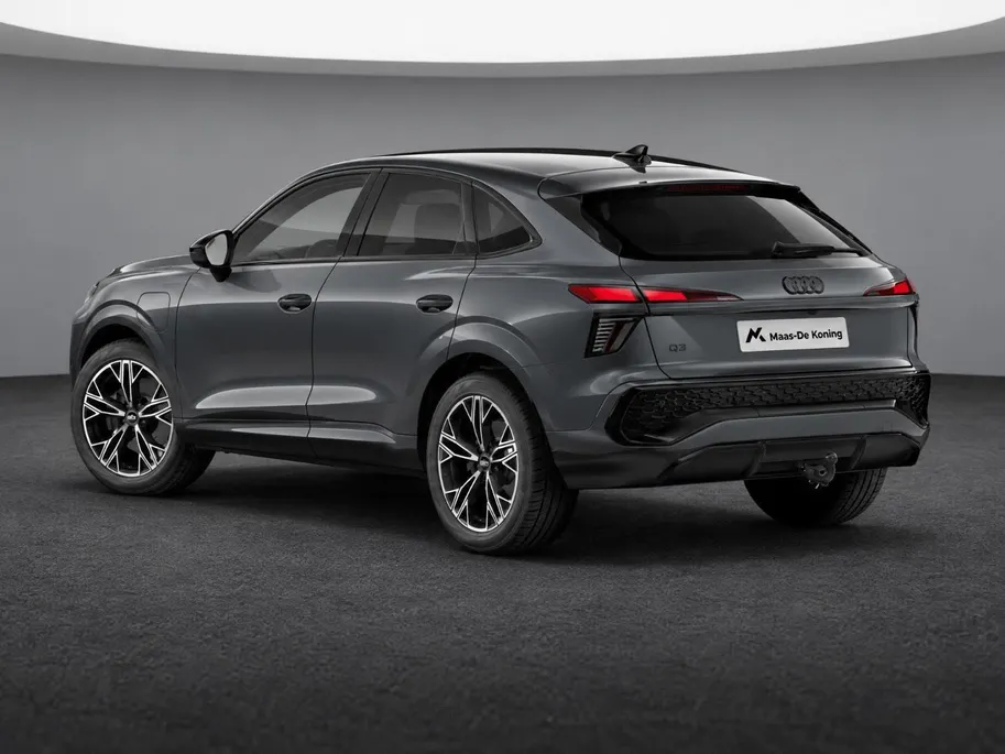 Audi Q3 Sportback e-hybrid S edition 272 PK · MMI experience pro · Trekhaak elek. wegklapbaar · Optiekpakket zwart