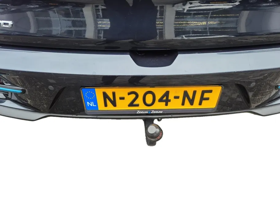 Kia e-Niro DynamicPlusLine 64 kWh | Airco | Navi | Camera | Privacy Glass | Trekhaak | Stoelverwarming | Stuurverwarming