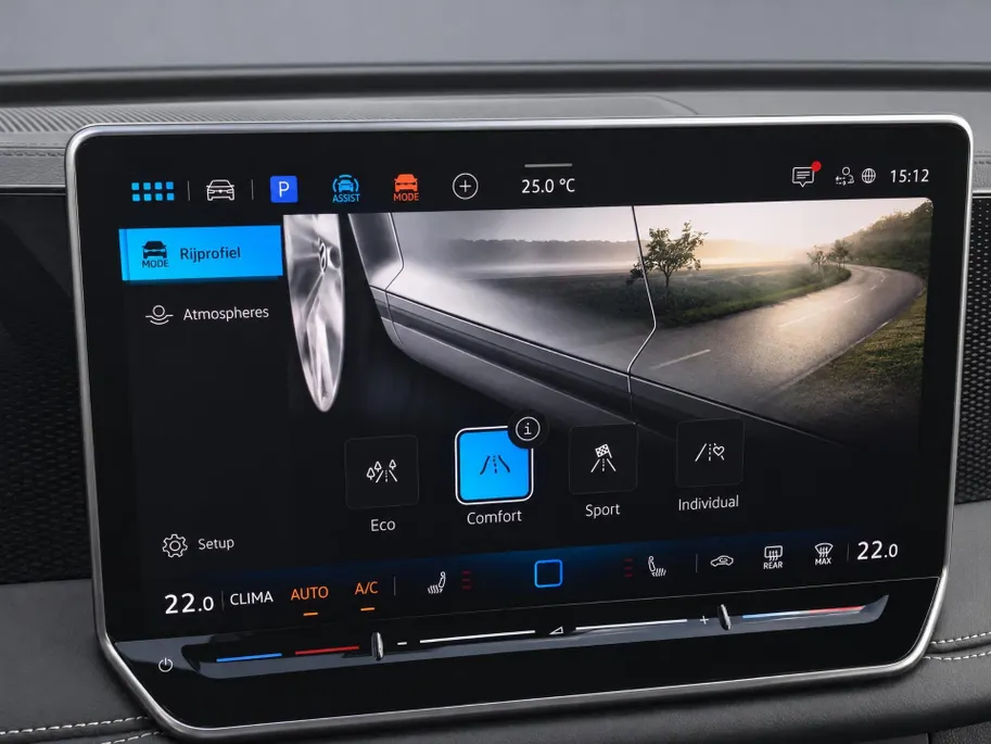 Volkswagen Tiguan 1.5eTSI/150PK Energy · Trekhaak · Stoelverwarming · Apple/Android Car Play ·  Navigatie ·  360°Camera + Parkeersensoren · Garantie t/m 21-01-2028