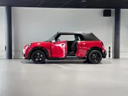 MINI Cooper Cabrio 2.0 Cooper C John Cooper Works
