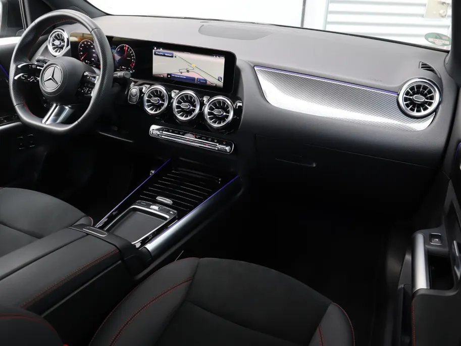 Mercedes-Benz B-Klasse 250 e AMG Line l Keyless l Achteruitrij camera l Stoelverwarming