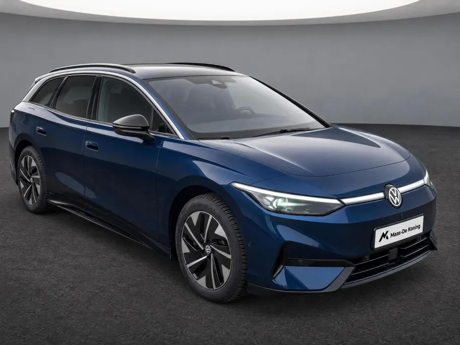 Volkswagen ID.7 Tourer Pro 77 kWh 210kW/286PK · Trekhaak · Navigatie · 360°Camera + parkeersensoren · Garantie t/m 17-10-2027
