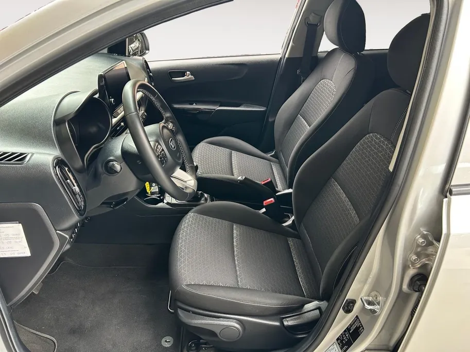Kia Picanto 1.0 DPi DynamicPlusLine | Apple Carplay / Android Auto | Navigatiesysteem | Lichtsensor | Parkeersensoren + Camera Achter | Cruise Control | Climate Control | 15'Lichtmetalen Velgen