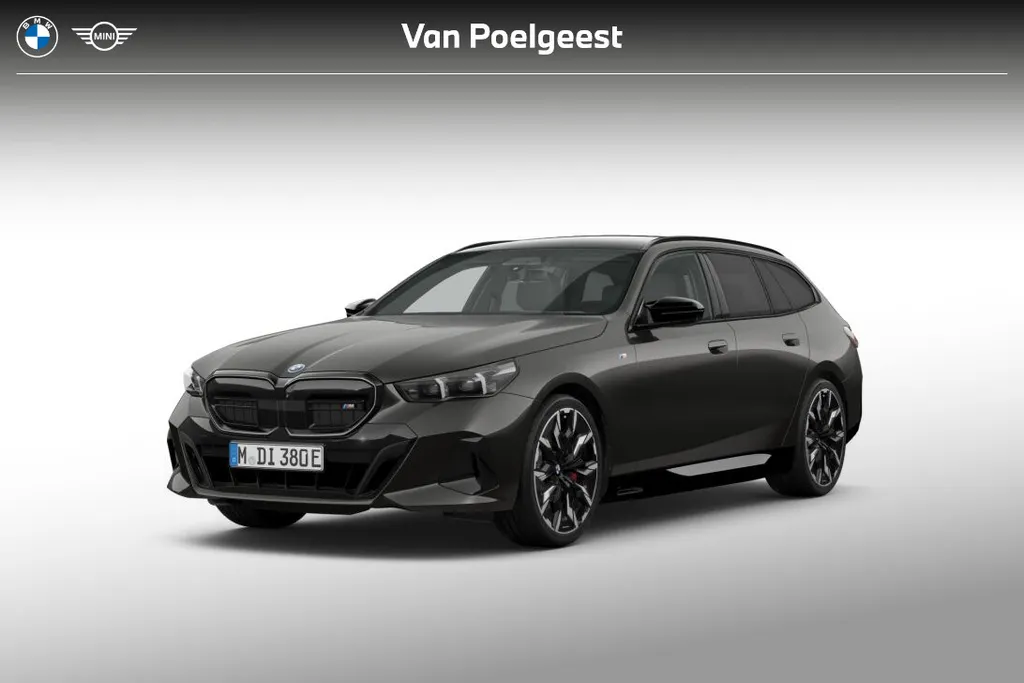 BMW i5 Touring M60 xDrive 84 kWh