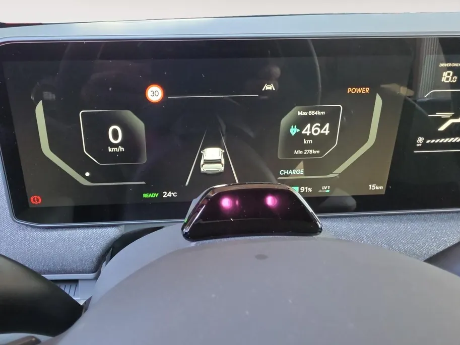 Kia EV3 GT-Line Business Edition 81.4 kWh | Navigatie | Stoel + Stuur verwarming | Navigatie | Climate control | Parkeer camera achter