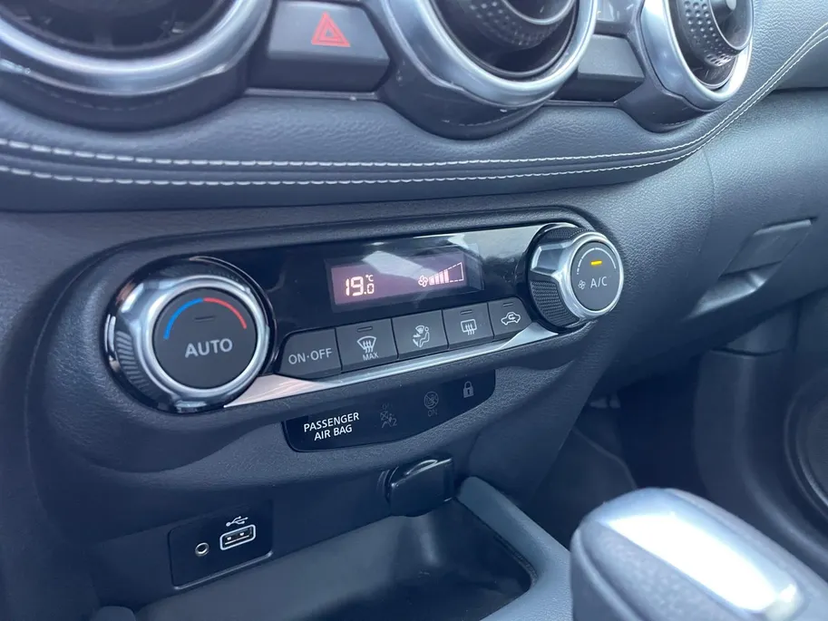 Nissan Juke 1.0 DIG-T N-Connecta | 1ste eigenaar | Cruise Control | Climate control | Lichtmetalen velgen | Apple Carplay & Android Auto |