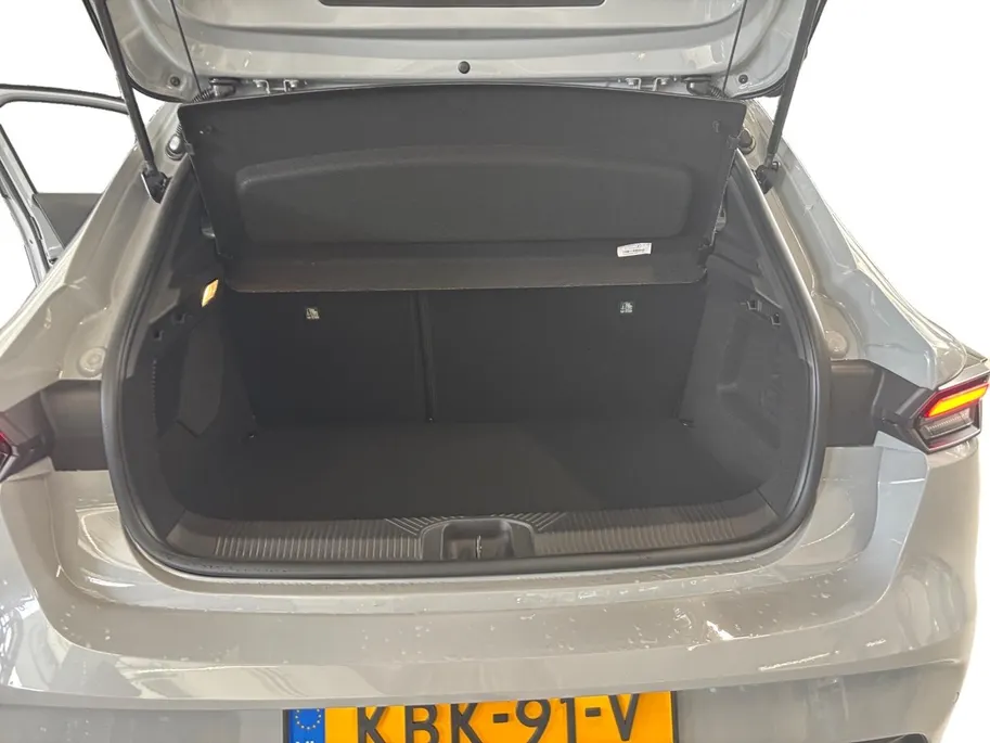 Renault Clio 1.8 Hybrid 160 esprit Alpine AUTOMAAT STOELVERWARMING STUURVERWARMING NAVI APPLE CARPLAY ANDROID AUTO LM VELGEN ALPINE ESPIRT UITVOERING !!!LET OP DEMO VRAAG NAAR ACTUELE KMSTAND!!!