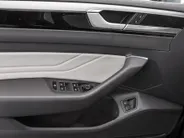 Volkswagen Arteon 1.4 TSI PHEV 218pk DSG eHybrid Elegance Business · Wegklapbare Trekhaak · Camera · Apple/Android Car Play · Dodehoek Detectie · Navigatie · 18'' Inch · EXTRA INRUILKORTING ·