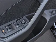 Škoda Octavia Combi 1.4 TSI 245PK DSG iV RS PHEV · Camera · Wegklapbare Trekhaak · Cruise Control · Stoelverwarming · 19'' Inch ·