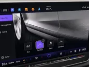 Volkswagen Tiguan 1.5eHybrid 150kW/204PK R-Line Black Style · Leder · Trekhaak · Panoramadak · 360°Camera · Garantie t/m 28-10-2030 of 100000km.