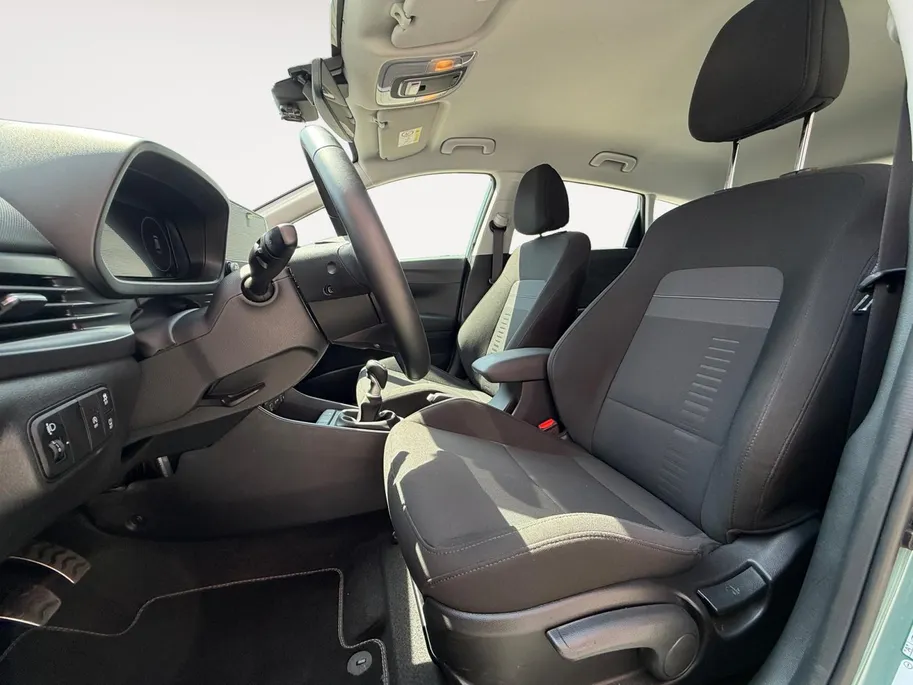Hyundai Bayon 1.0 T-GDI Comfort | Navigatie | Achteruitrijcamera | Parkeersensoren achter | Airco | Cruise Control | DEALER AUTO
