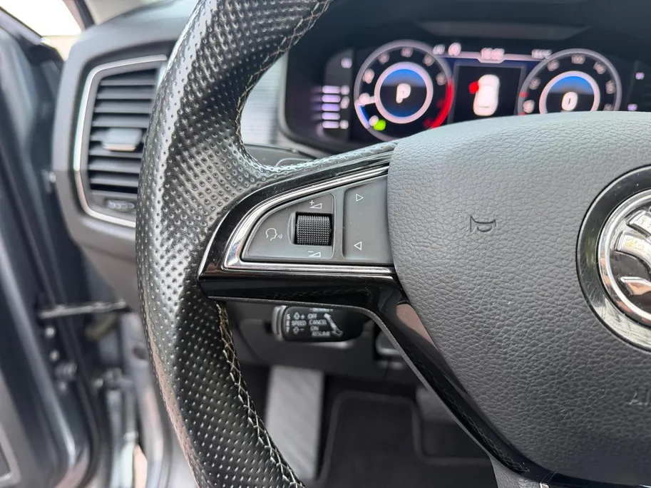 Škoda Kodiaq 1.5 TSI Business Edition DEALER ONDERHOUDEN | PANORAMADAK | TREKHAAK | ELEKTRISCHE ACHTERKLEP | AUTOMAAT | 12 MAANDEN BOVAG GARANTIE