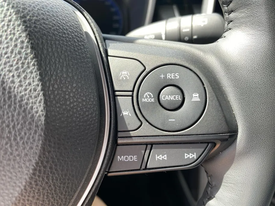 Toyota Corolla Cross Hybrid 140 Style Stoel-/stuurverwarming | CarPlay | Elektr. kofferklep | Camera | NL Auto | etc.