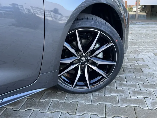 Toyota Corolla Touring Sports Hybrid 140 GR Sport | Panoramadak | Headup | JBL