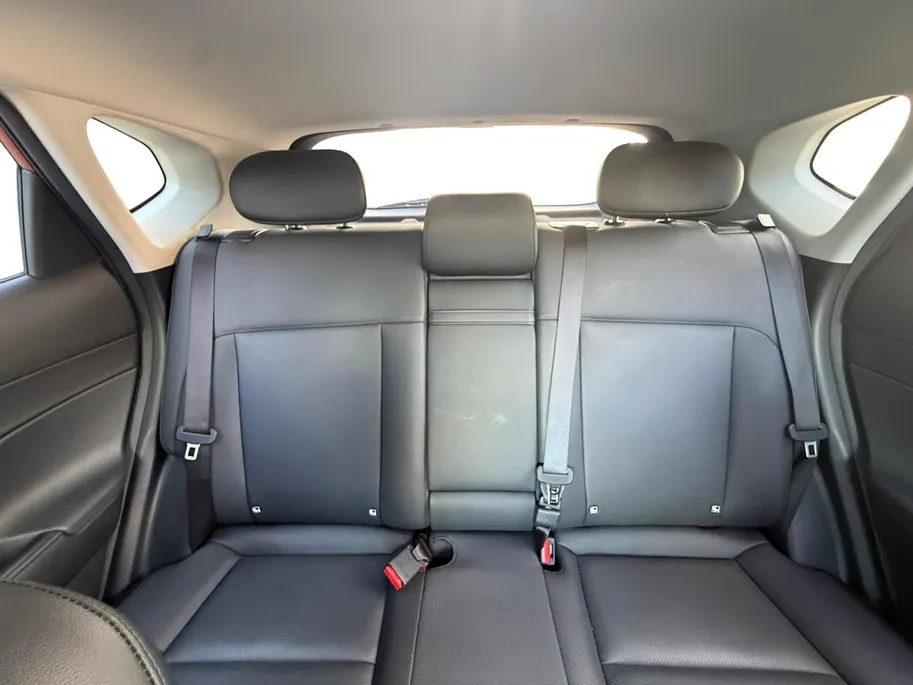 Hyundai Kona 1.6 GDI HEV Premium Sky | 1e Eigenaar | Panoramadak | Stoelkoeling/Verwarming | Elektr. Achterklep | Dodehoek detectie | 360 Camera | Fabrieksgarantie! |