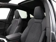 Audi Q5 Sportback 2.0 TFSI e-hybrid 367pk Quattro S edition Competition · Panoramadak · Inklap. Trekhaak · 360 Camera · Matrix LED · Elek. Stoelen · RS Carbon Styling Pack · Garantie t/m 10-12-2030 of 100.000km